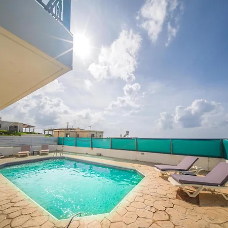 Infinity Blue W Pool * Pomos